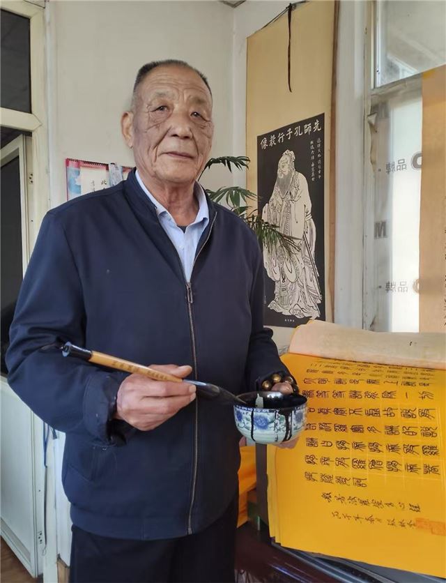 基因在他的笔墨中不断觉醒 一一山东滕州书法达人张林奎印象