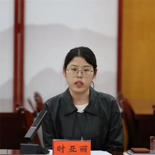 青春赋能·共筑名城——兴化市住建局召开青年职工座谈会