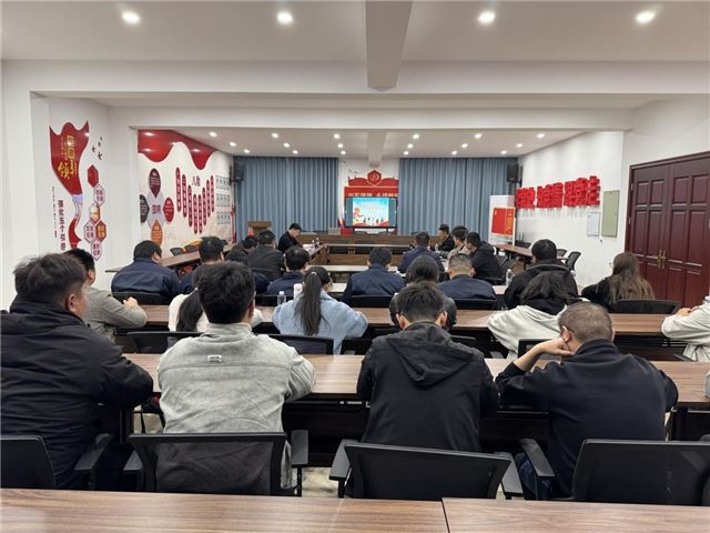 致敬劳模匠心 挺膺青春担当——荻垛镇举办五四青年节主题活动