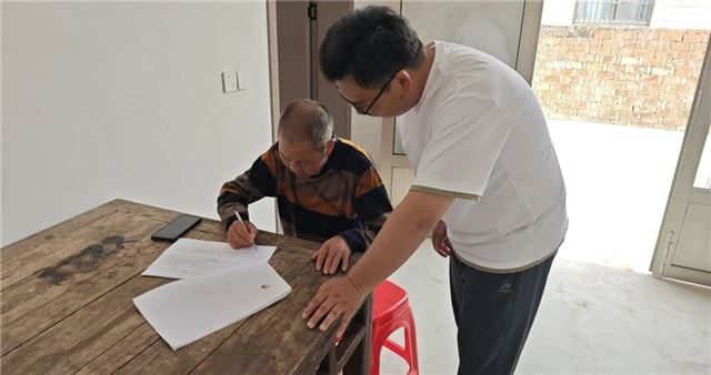 脚步量民情 回访暖民心丨兴化市住建局开展