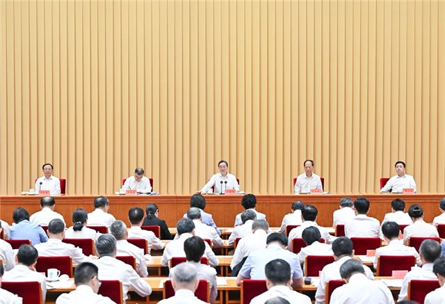 习近平对基础教育工作作出重要指示
