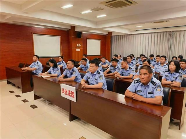 以学赋能强本领 规范履职铸铁军