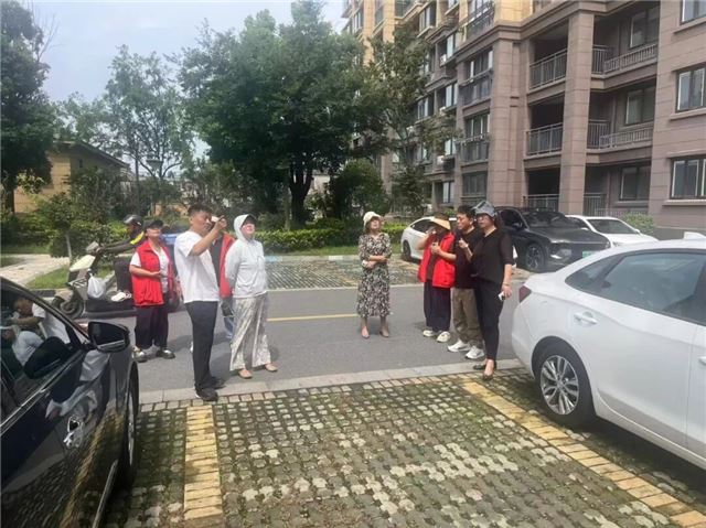 兴化园林中心开展病虫害防治专项指导
